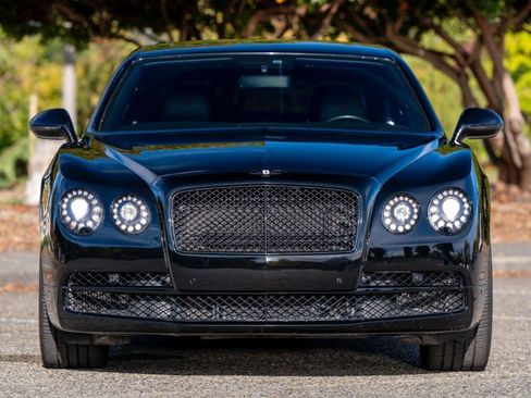 Used 2015 Bentley Flying Spur V8 image 8