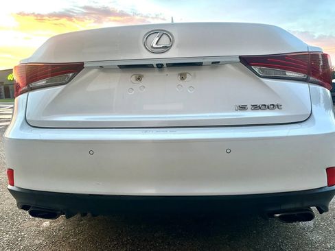 Used 2017 Lexus IS 200t w/ Navigation System Package RWD image 6