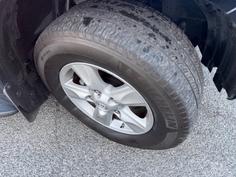 Used 2011 Toyota Land Cruiser AWD/4WD image 51