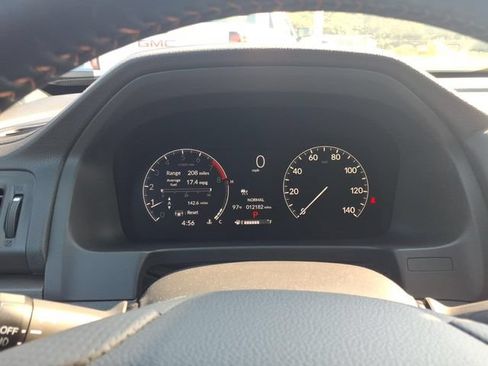 Used 2025 Honda Ridgeline TrailSport image 22
