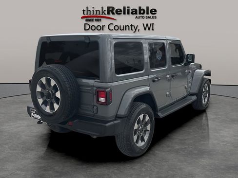 Used 2023 Jeep Wrangler Unlimited Sahara w/ Cold Weather Group AWD/4WD image 8