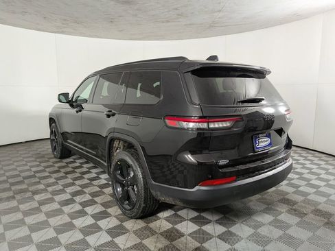 New 2025 Jeep Grand Cherokee L Altitude image 4