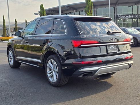 Used 2025 Audi Q7 3.0T Premium Plus AWD/4WD image 4