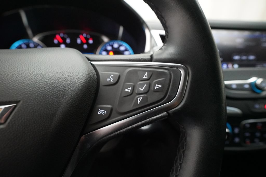Used 2024 Chevrolet Equinox LT AWD/4WD image 19