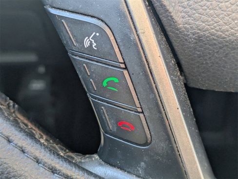 Used 2015 Hyundai Santa Fe Limited image 29