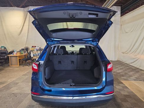 Used 2020 Chevrolet Equinox LT FWD image 19