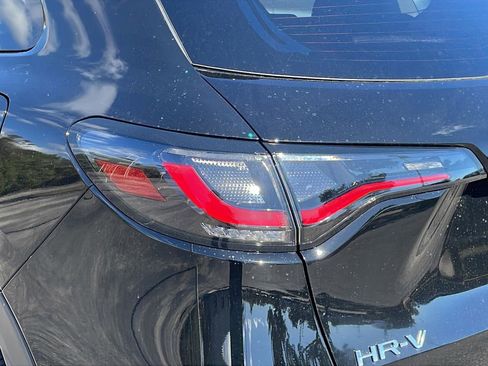 New 2026 Honda HR-V LX image 15