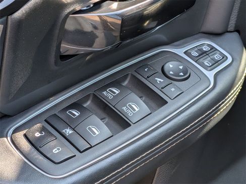 Certified 2023 RAM 2500 Limited image 17