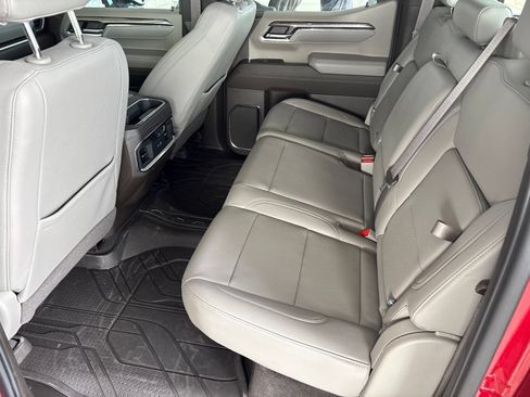 Used 2024 Chevrolet Silverado 1500 LTZ w/ LTZ Convenience Package II RWD image 15