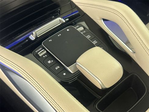 Used 2024 Mercedes-Benz GLE 350 4MATIC image 33