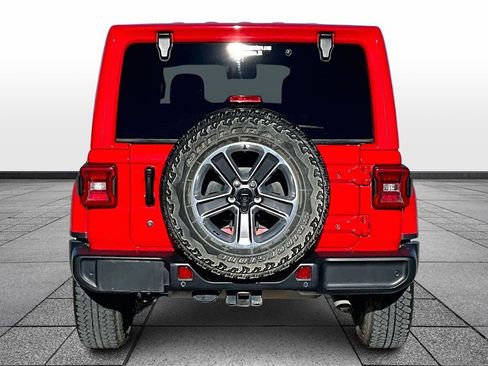Used 2020 Jeep Wrangler Unlimited Sahara image 4