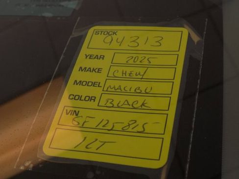 Used 2025 Chevrolet Malibu LT image 33