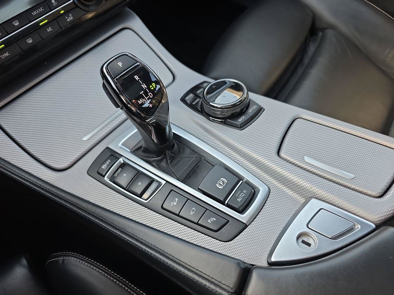 Used 2015 BMW 550i xDrive Sedan AWD/4WD image 10