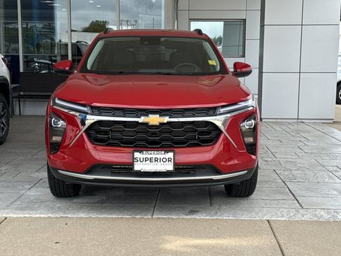 New 2026 Chevrolet Trax LT w/ Driver Confidence Package FWD image 12