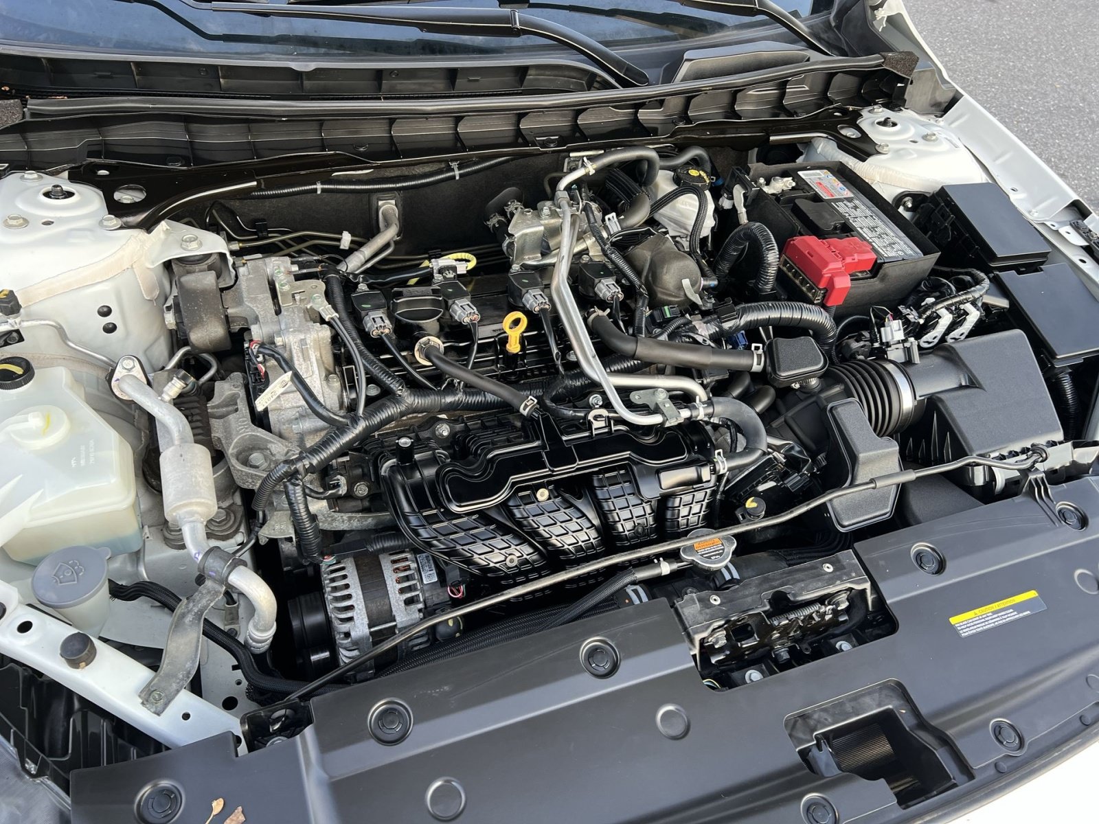 Used 2024 Nissan Altima 2.5 SR FWD image 26