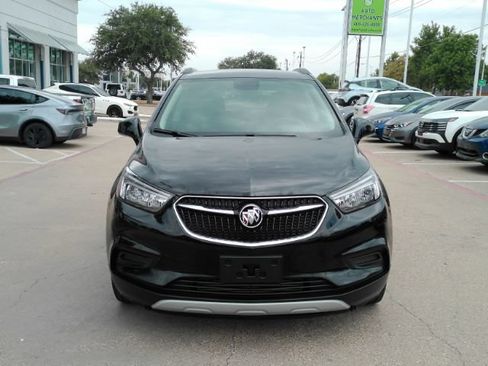 Used 2021 Buick Encore Preferred FWD image 3
