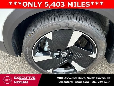 Certified 2025 Nissan Kicks SR w/ Illumination Package image 8