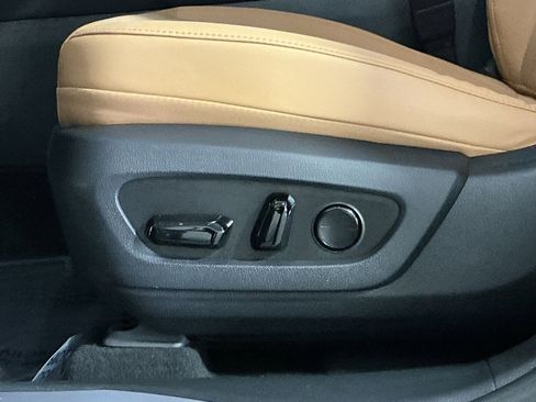 Used 2023 Lexus RX 350h w/ Accessory Package (Z1) AWD/4WD image 15