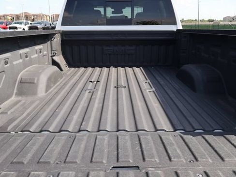 Used 2025 GMC Sierra 2500 Denali AWD/4WD image 7