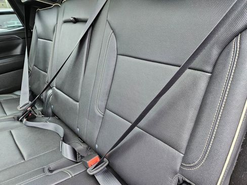 Used 2023 GMC Yukon SLT w/ Max Trailering Package image 19