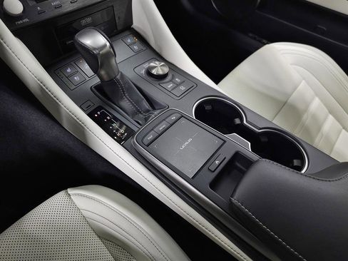 Certified 2024 Lexus RC 350 F Sport image 32