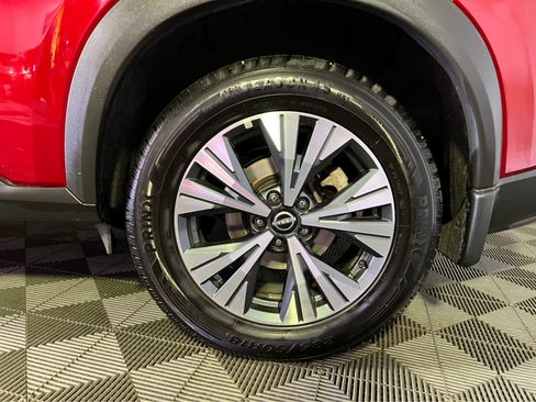 Certified 2022 Nissan Rogue SV AWD/4WD image 9