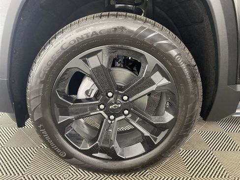 New 2026 Chevrolet Equinox LT w/ Convenience Package II image 32