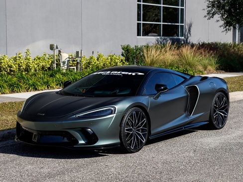Used 2025 McLaren GTS RWD image 18