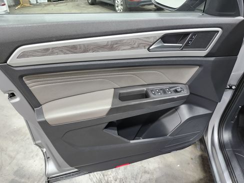 Used 2022 Volkswagen Atlas Cross Sport SE AWD/4WD image 27