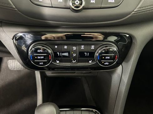 Used 2023 Buick Encore GX Essence w/ Experience Buick Package image 26