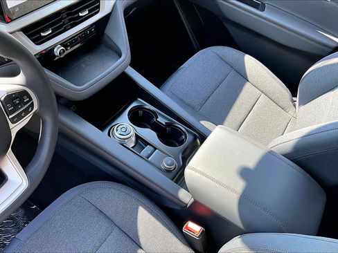 New 2026 Ford Explorer Active AWD/4WD image 8