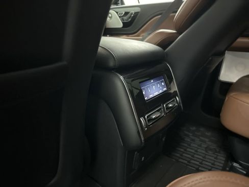 Used 2022 Lincoln Aviator Reserve w/ Equipment Group 201A image 53