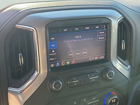 Used 2022 Chevrolet Silverado 1500 LTZ image 30