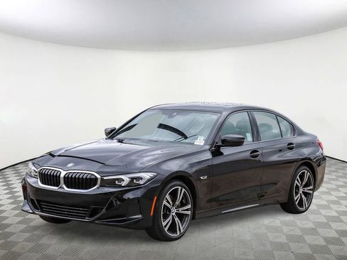 Used 2023 BMW 330e w/ Driving Assistance Package RWD image 4