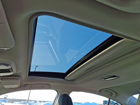 Used 2019 Subaru Impreza 2.0i Premium image 14