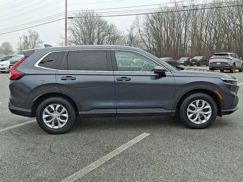 Used 2025 Honda CR-V LX image 7