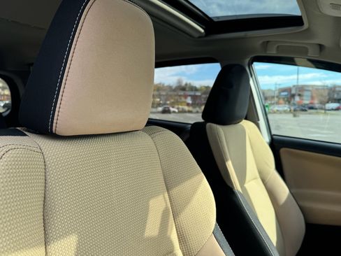 Used 2018 Toyota RAV4 XLE image 22