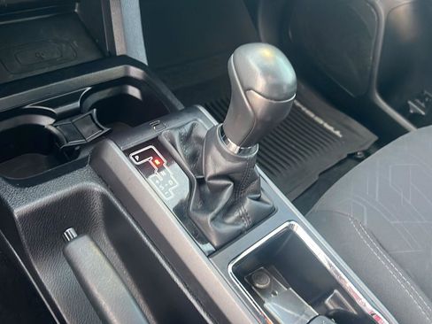 Used 2017 Toyota Tacoma TRD Off-Road w/ Premium & Technology Package image 29