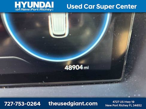 Used 2022 Hyundai Tucson SEL w/ Convenience + Premium Package FWD image 11