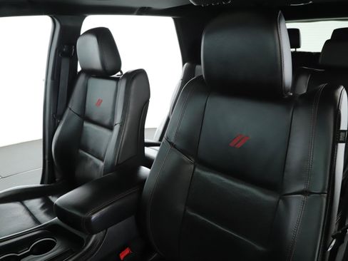 Used 2021 Dodge Durango R/T w/ Blacktop Package AWD/4WD image 4