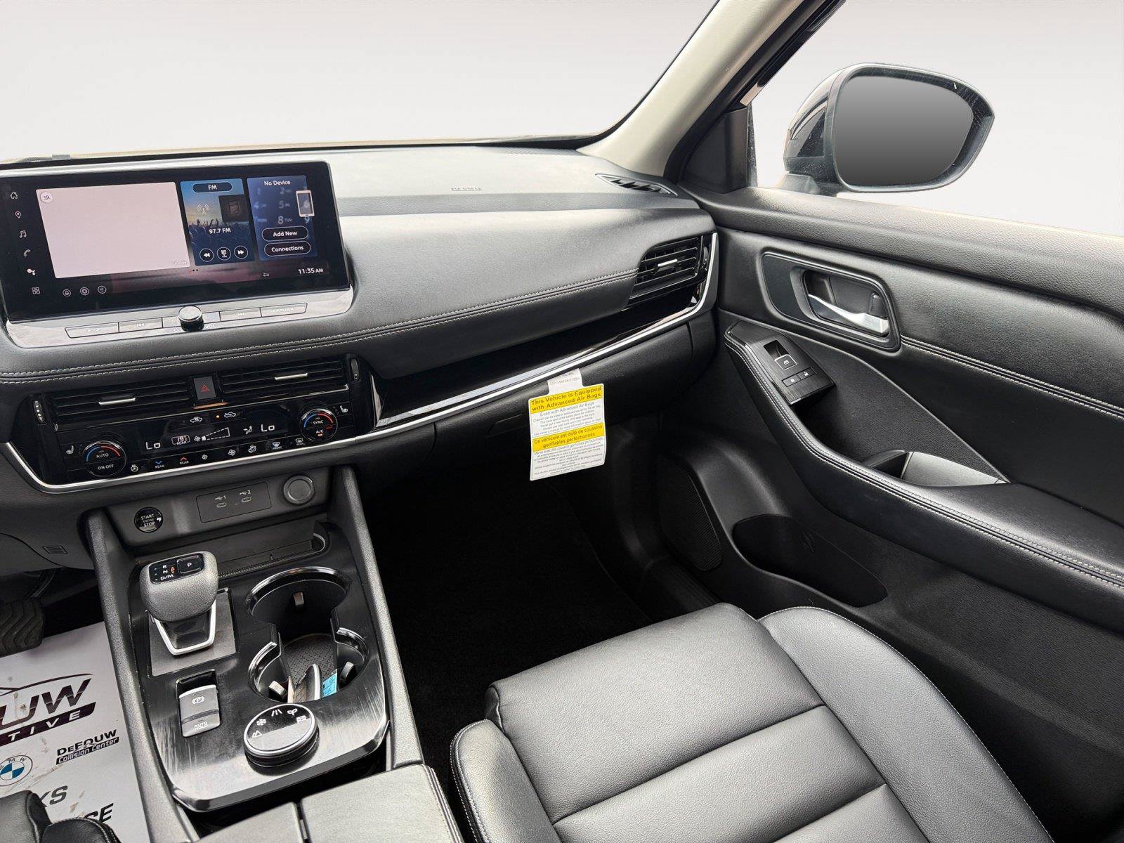 Certified 2025 Nissan Rogue SL w/ Tech Package AWD/4WD image 12