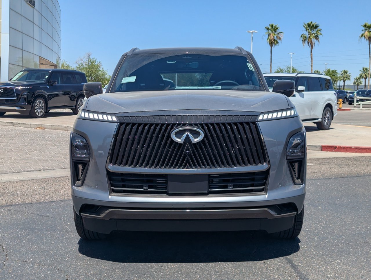 Certified 2026 INFINITI QX80 Autograph AWD/4WD image 8