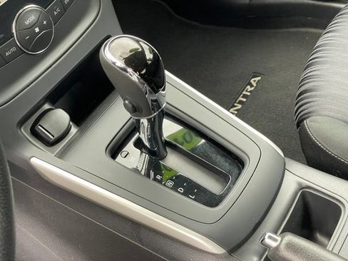 Used 2019 Nissan Sentra SV FWD image 20