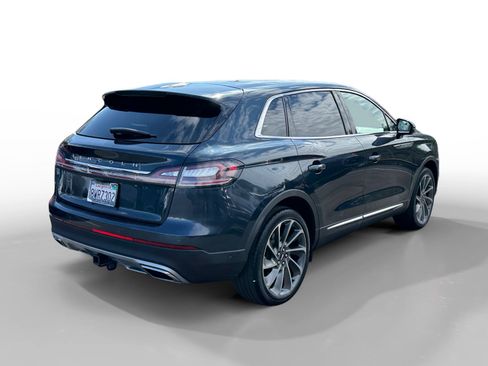 Used 2021 Lincoln Nautilus Reserve w/ Equipment Group 202A AWD/4WD image 5