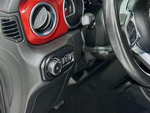 Used 2021 Jeep Wrangler Unlimited Rubicon AWD/4WD image 10