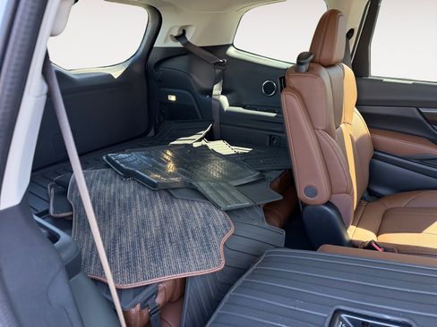 New 2026 Subaru Ascent Touring AWD/4WD image 18