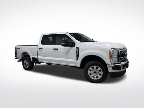 Used 2023 Ford F250 XLT image 39