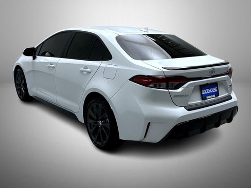 Used 2024 Toyota Corolla XSE image 7