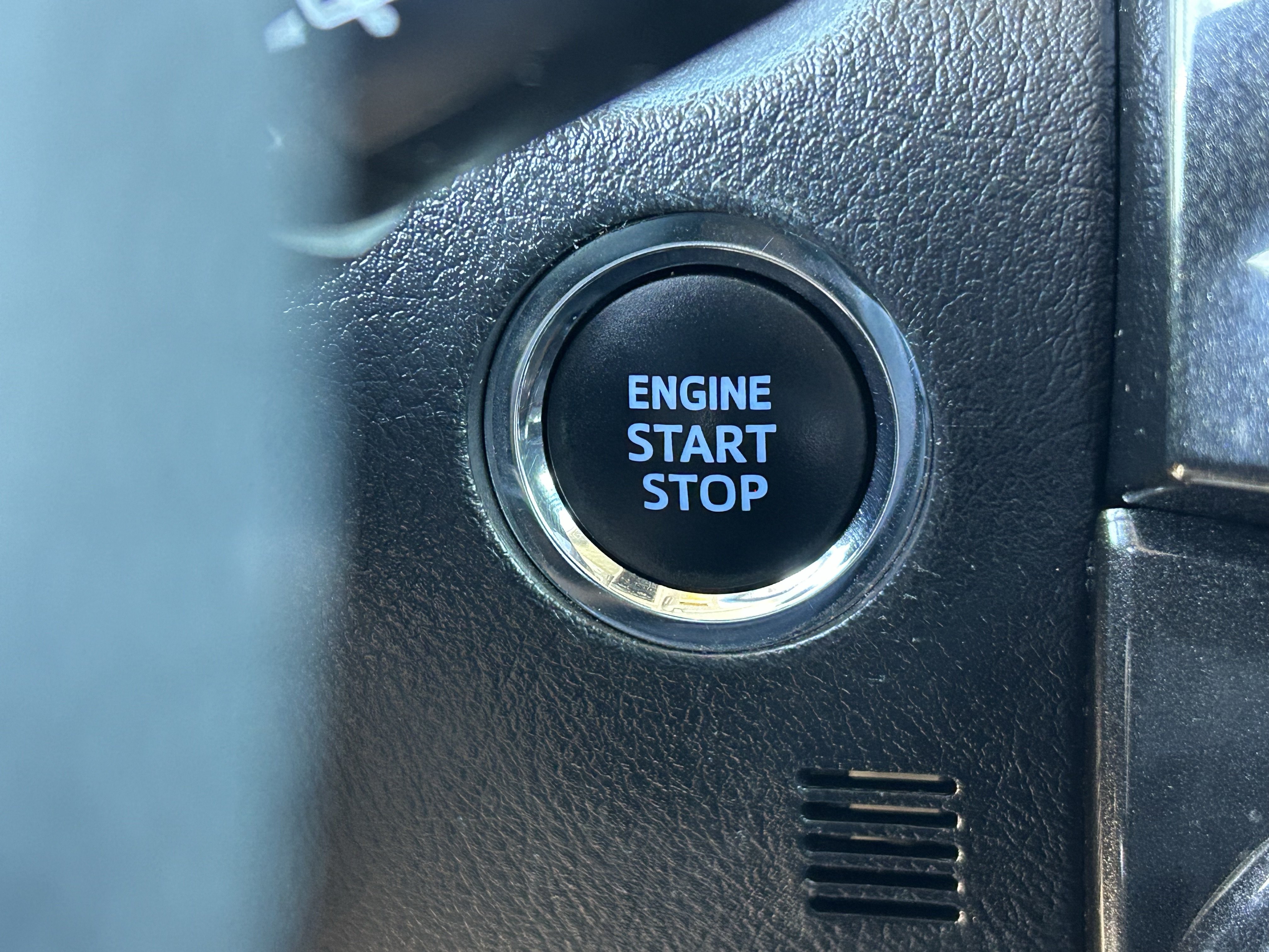 Certified 2021 Toyota 4Runner TRD Off-Road Premium AWD/4WD image 26