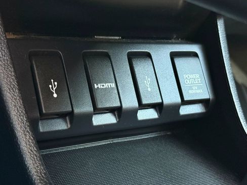 Used 2018 Honda HR-V EX image 18